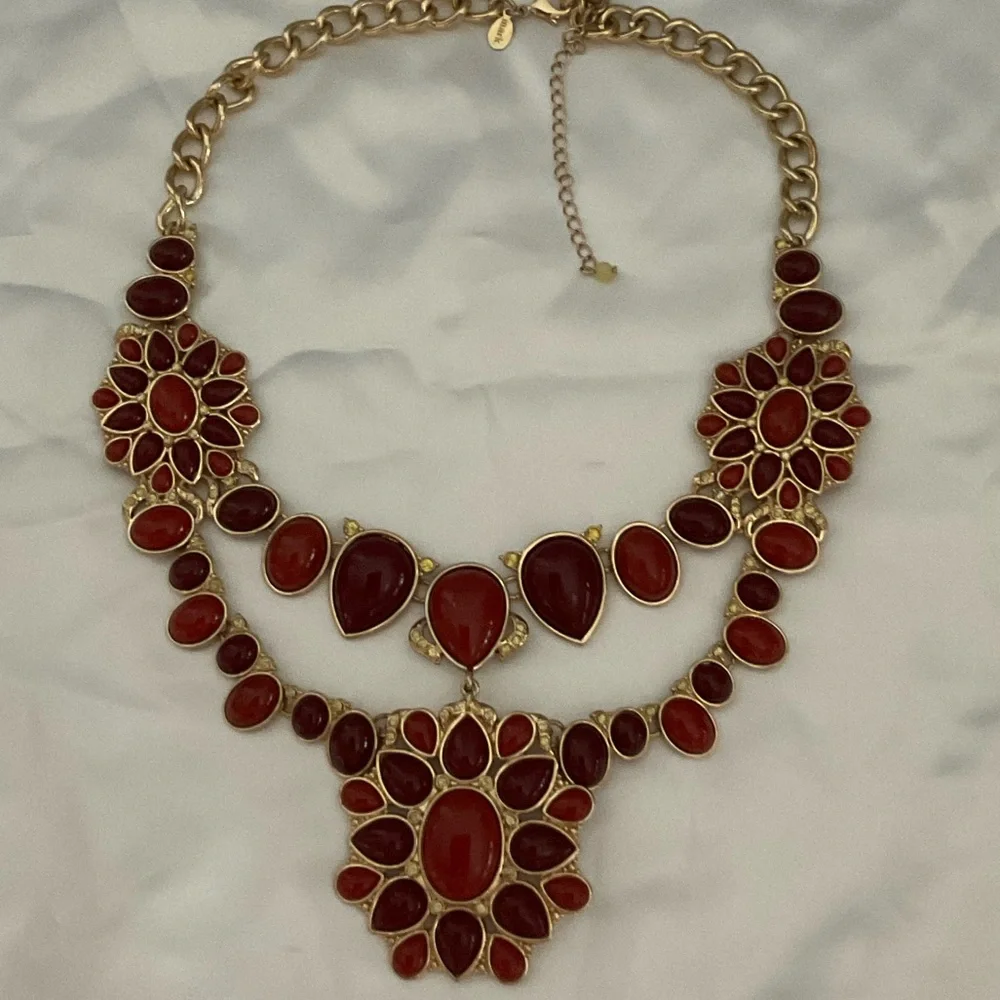 Mark Elegant Red and Gold Statement Necklace - Picture 7 of 8